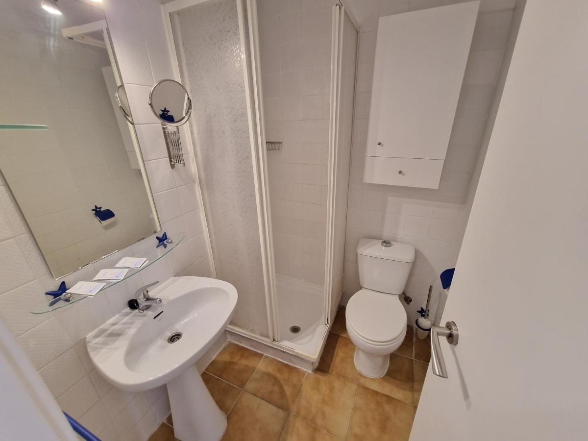 Apartamento Albatros Beach-5 Apartment เอมปูเรียบราบา ภายนอก รูปภาพ